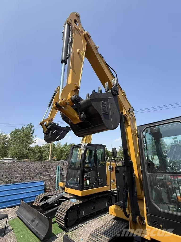 CAT 305.5 Minigrävare < 7t