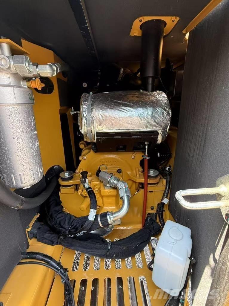 CAT 305.5 Minigrävare < 7t