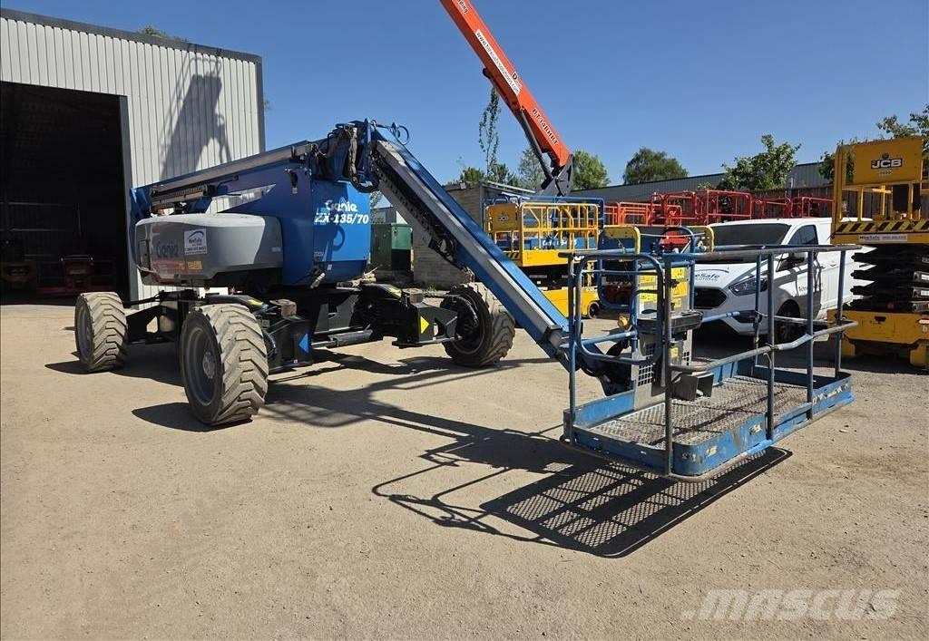 Genie ZX 135/70 Bomliftar