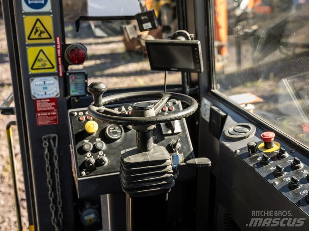 Atlas Copco XE3 C30 Tunnel- och underjordiska gruvborrar