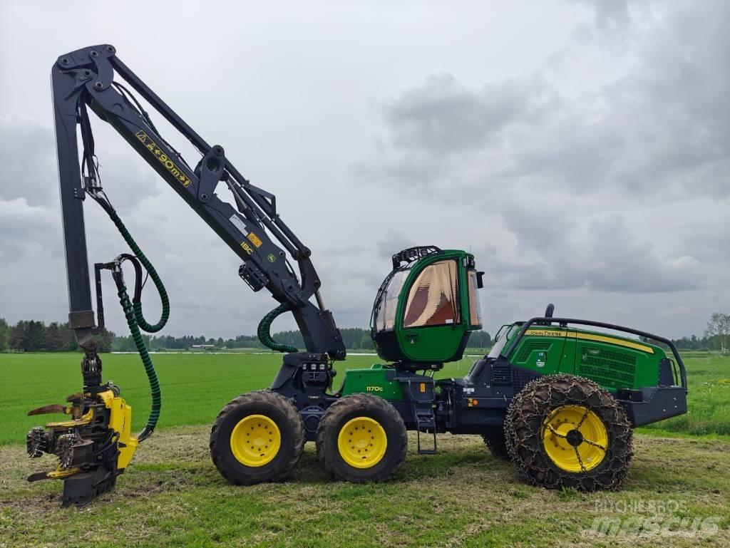 John Deere 1170 G Skördare
