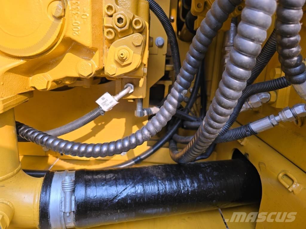 CAT 320D Bandgrävare