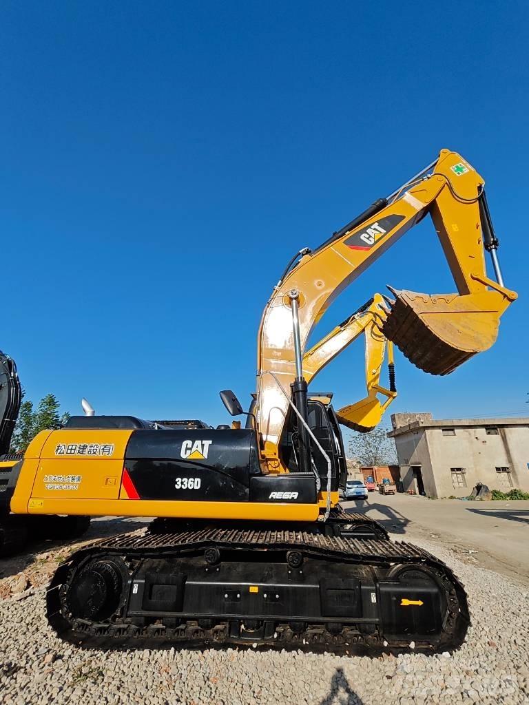 CAT 336 D Bandgrävare