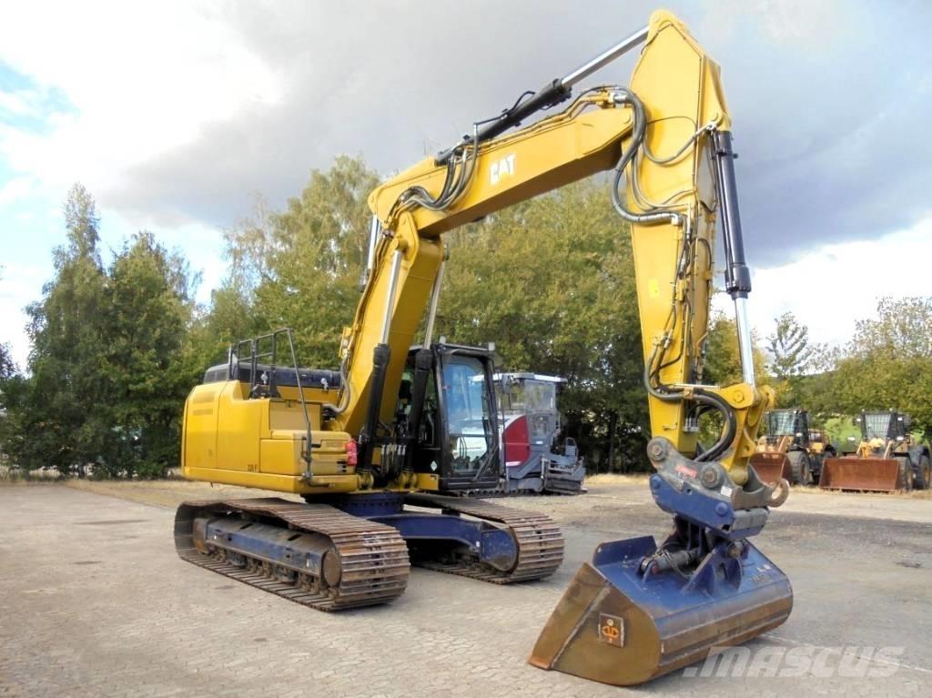 CAT 326 F LN Bandgrävare