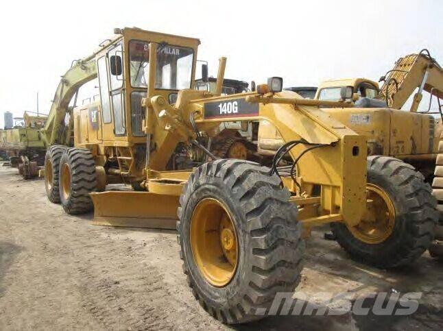 CAT 140 G Väghyvlar