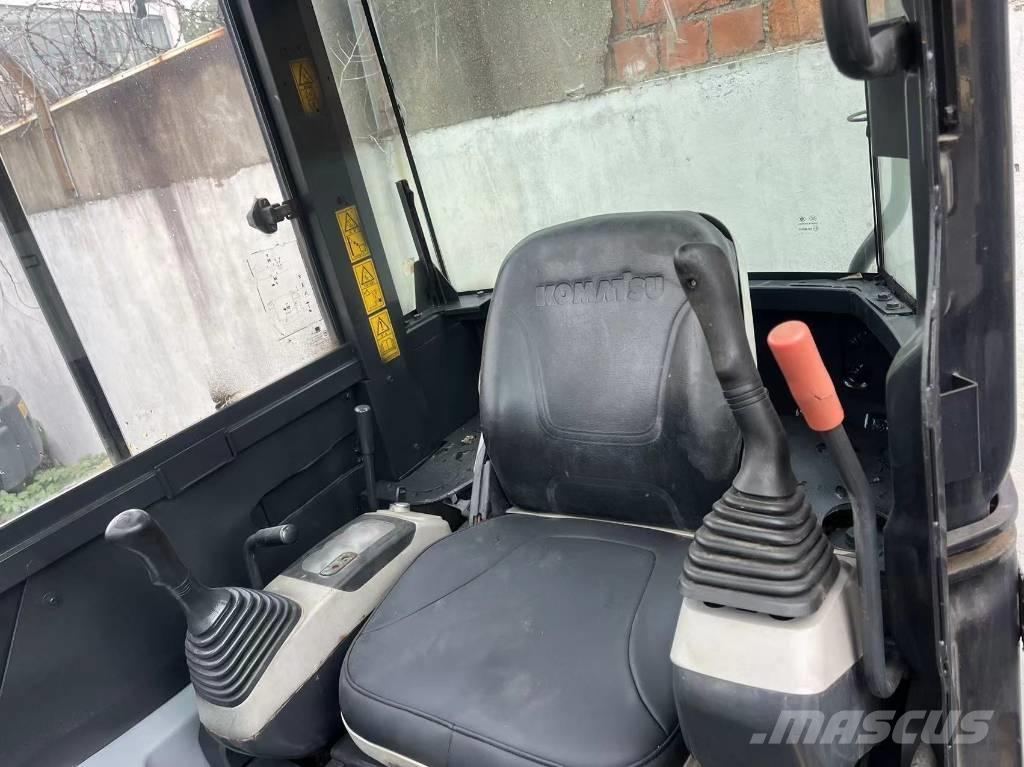 Komatsu PC 40 MR-2 Bandgrävare