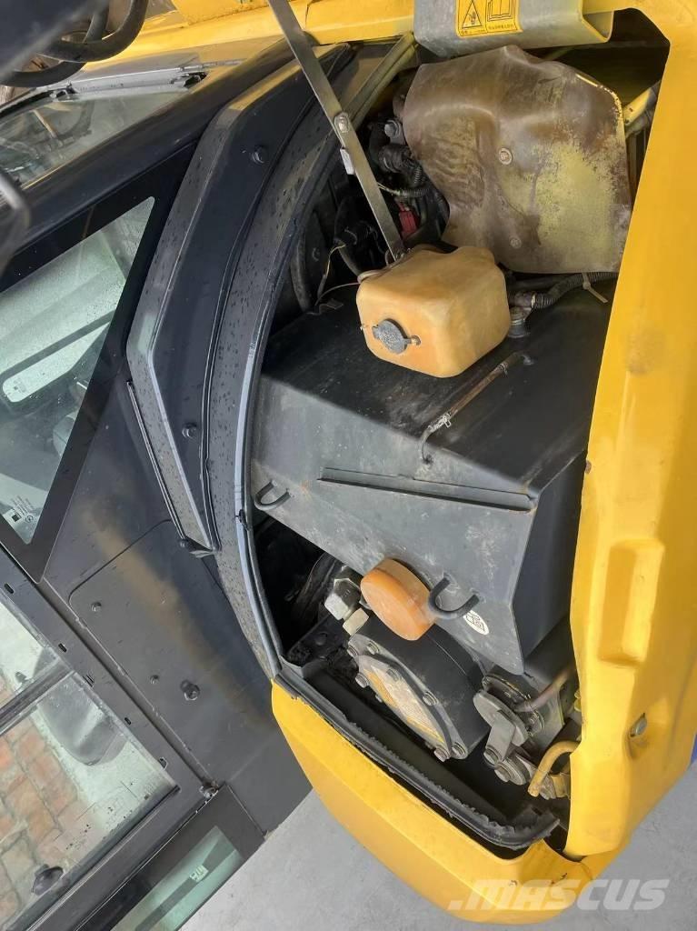 Komatsu PC 40 MR-2 Bandgrävare