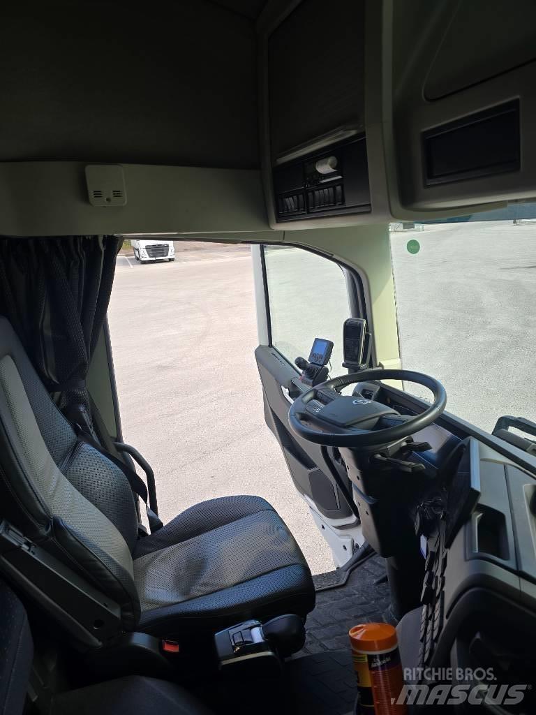 Volvo FM Electric Lastväxlare/Krokbilar