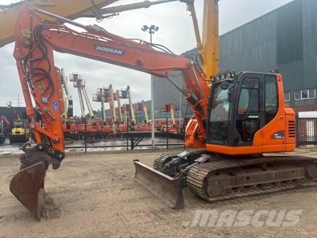 Doosan DX 140 LCR-3 Bandgrävare