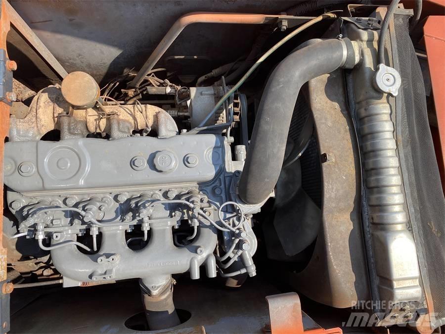 Hitachi EX 100 G-3 Bandgrävare