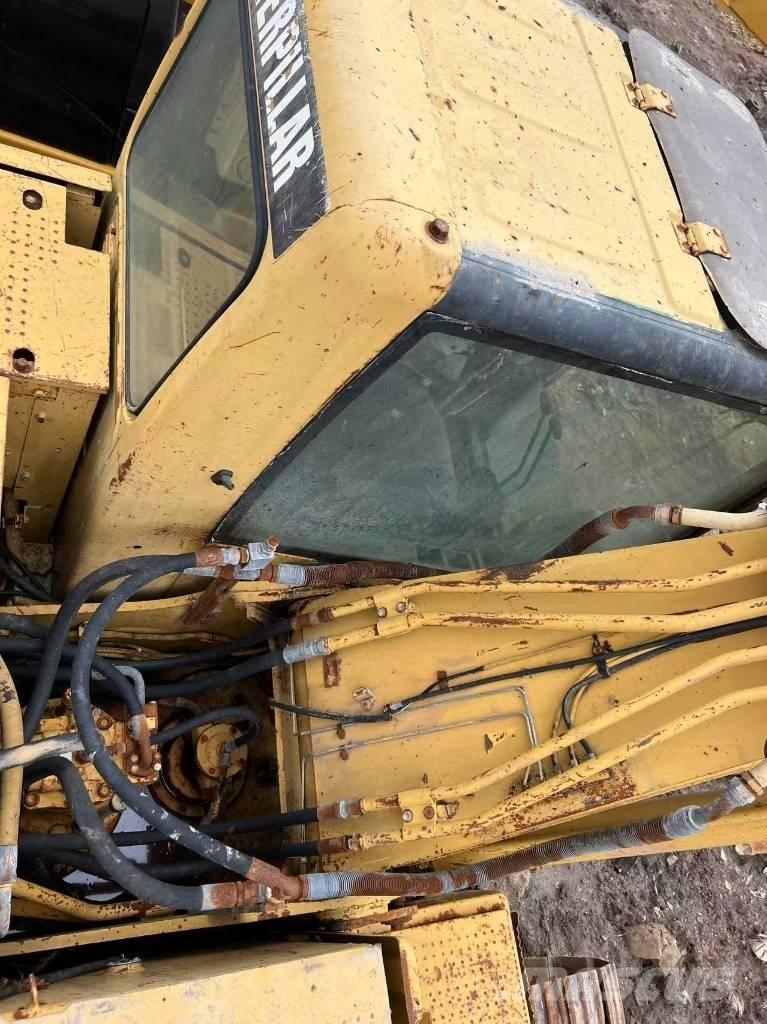 CAT 320 C Bandgrävare