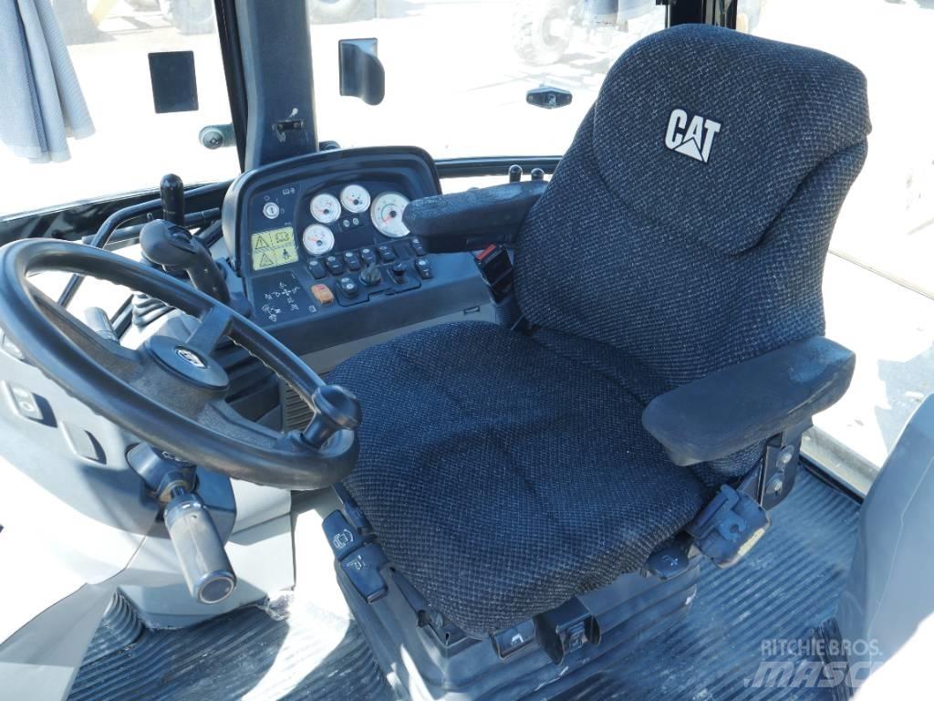CAT 442 E Grävlastare
