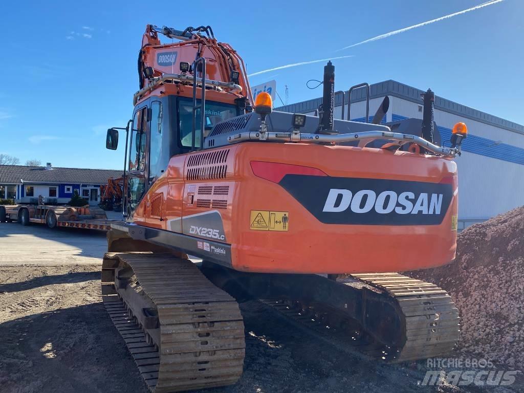 Doosan DX 235 LC-5 Bandgrävare
