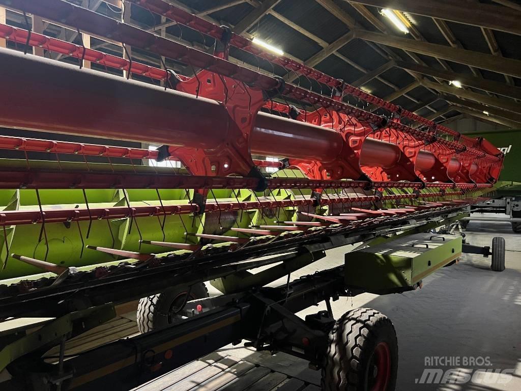 CLAAS Lexion 6800 Skördetröskor