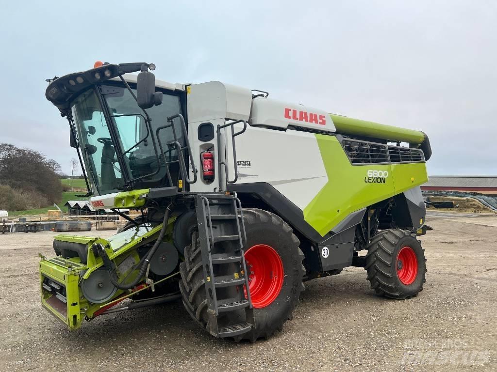 CLAAS Lexion 6800 Skördetröskor