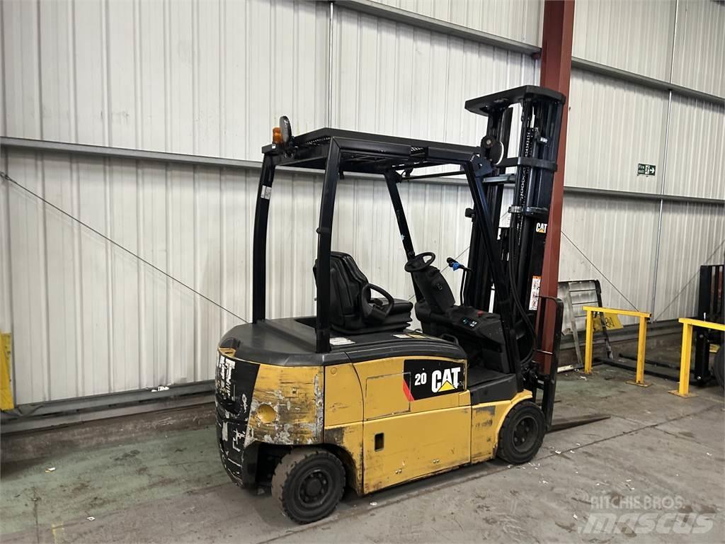 CAT EP20PN Elmotviktstruckar