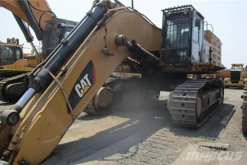 CAT 390FL Minigrävare < 7t