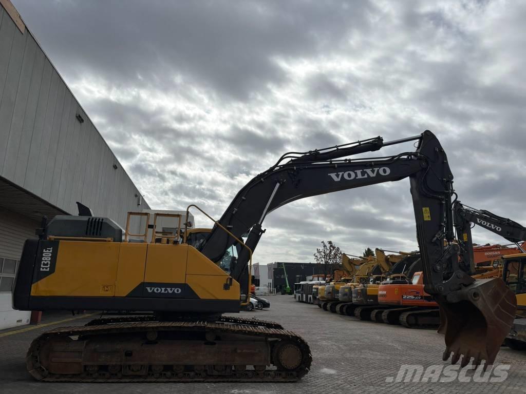 Volvo EC 380 EL Bandgrävare