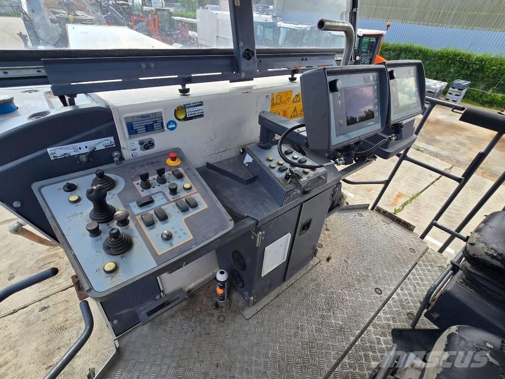 Wirtgen W220 Asfaltskallfräsmaskiner