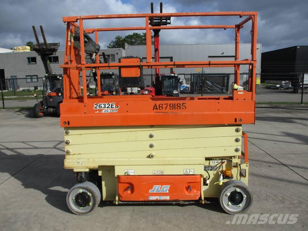 JLG 2632 ES (151) Saxliftar
