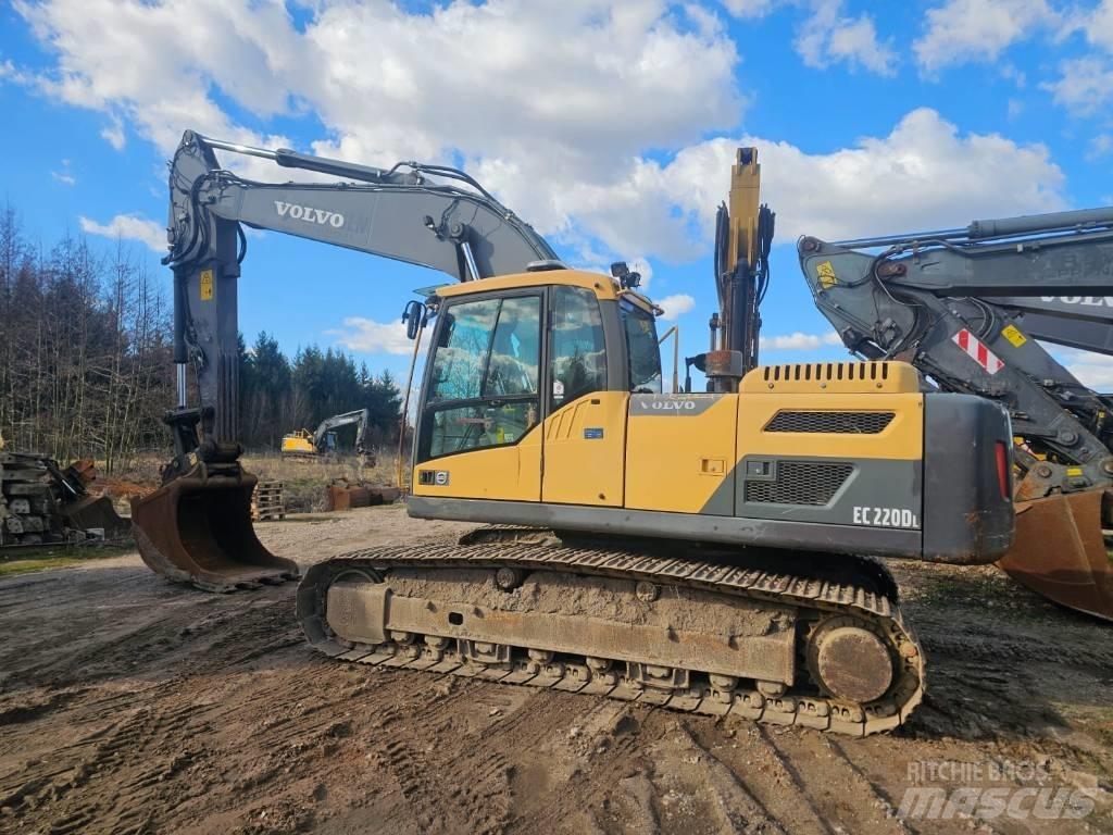 Volvo EC 220 DL Bandgrävare