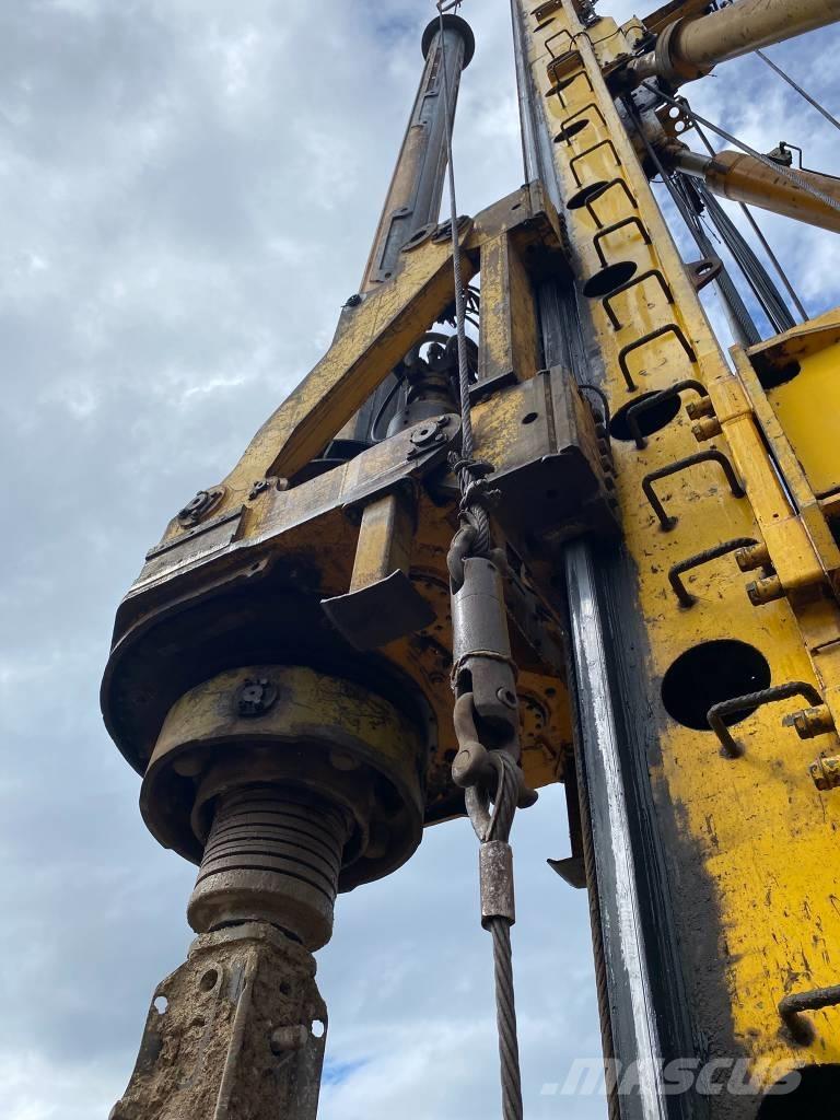 Bauer BG 36 Tunga borr