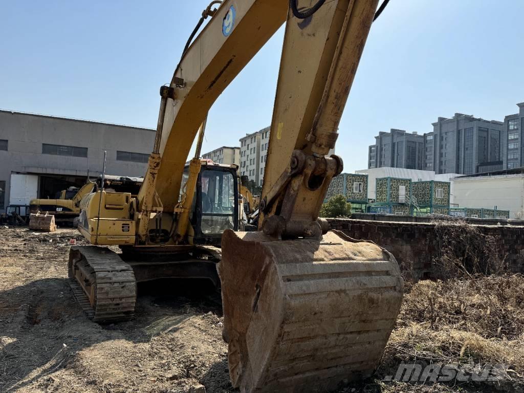 CAT 330 C Bandgrävare