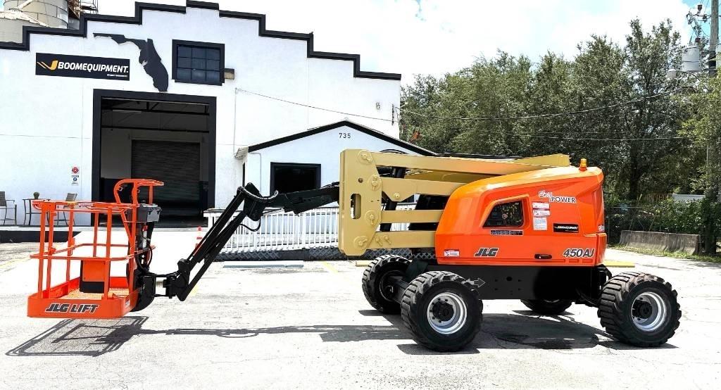 JLG 450 AJ Bomliftar