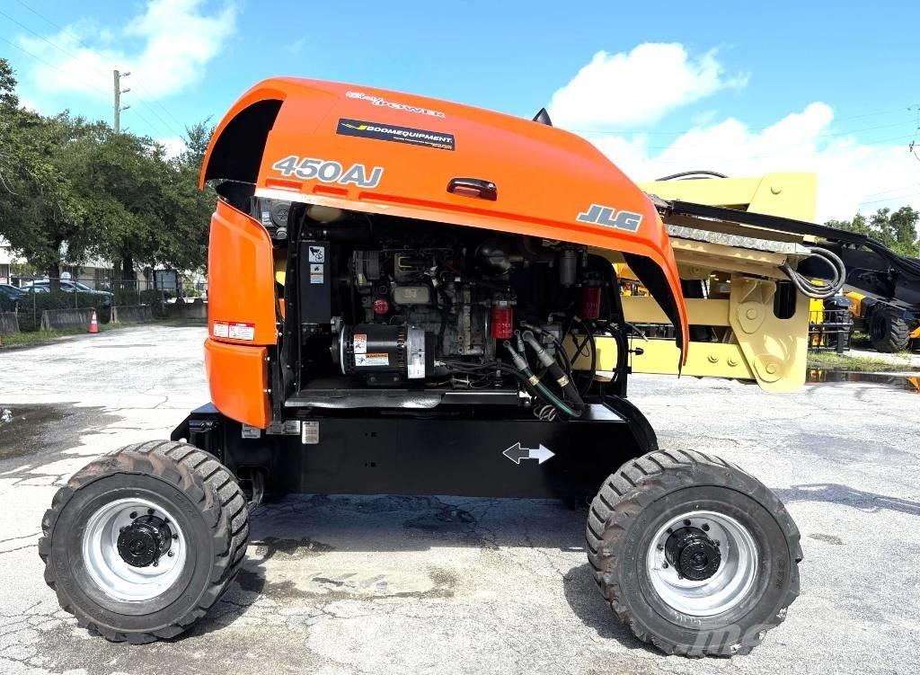 JLG 450 AJ Bomliftar