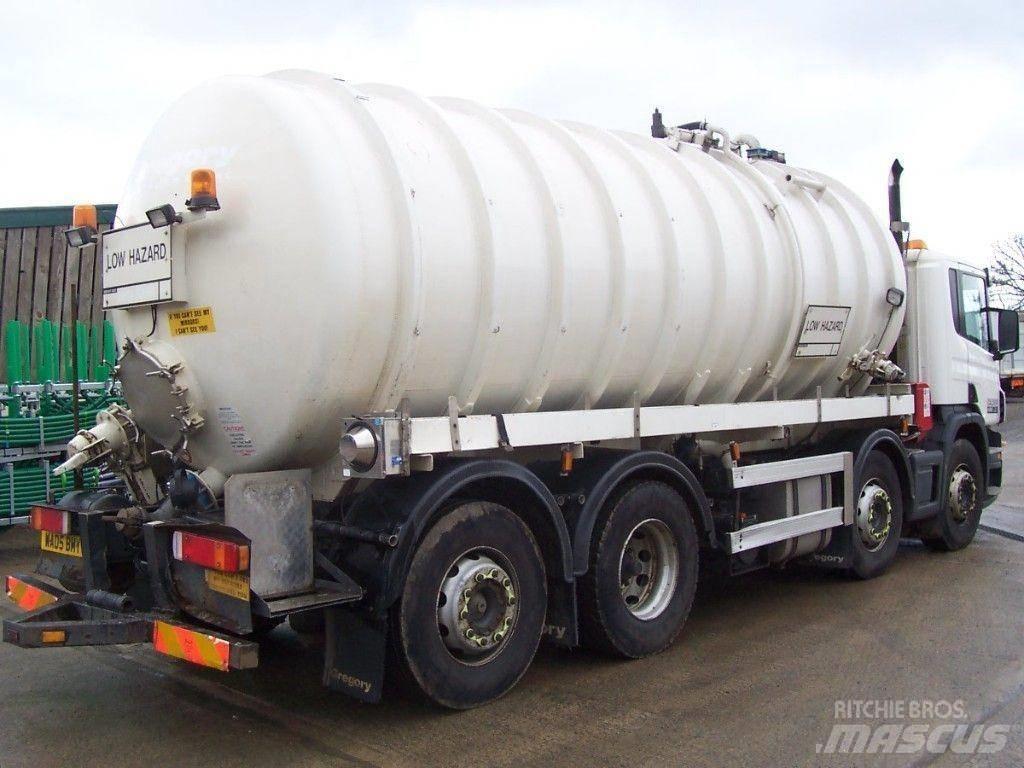 Scania P 380 Slamsugningsbil