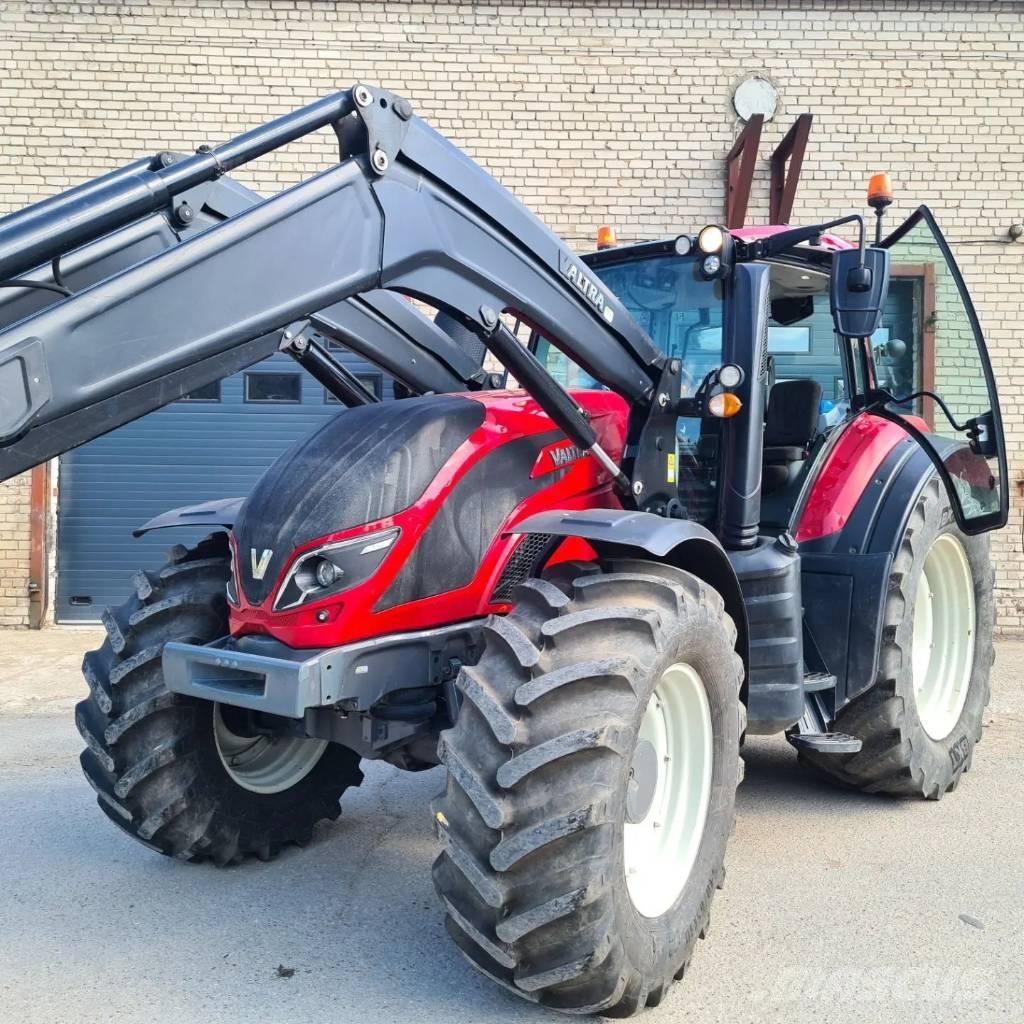 Valtra T 174 Traktorer