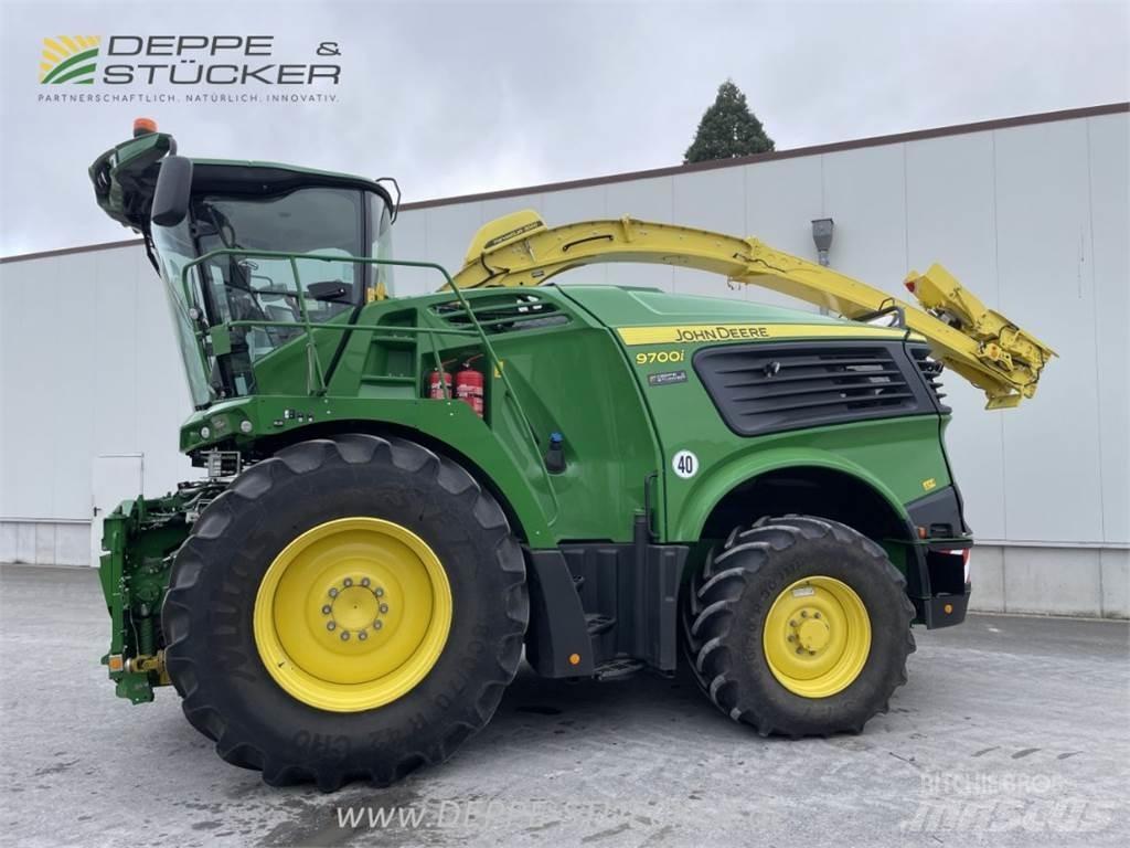 John Deere 9700i Fälthackar