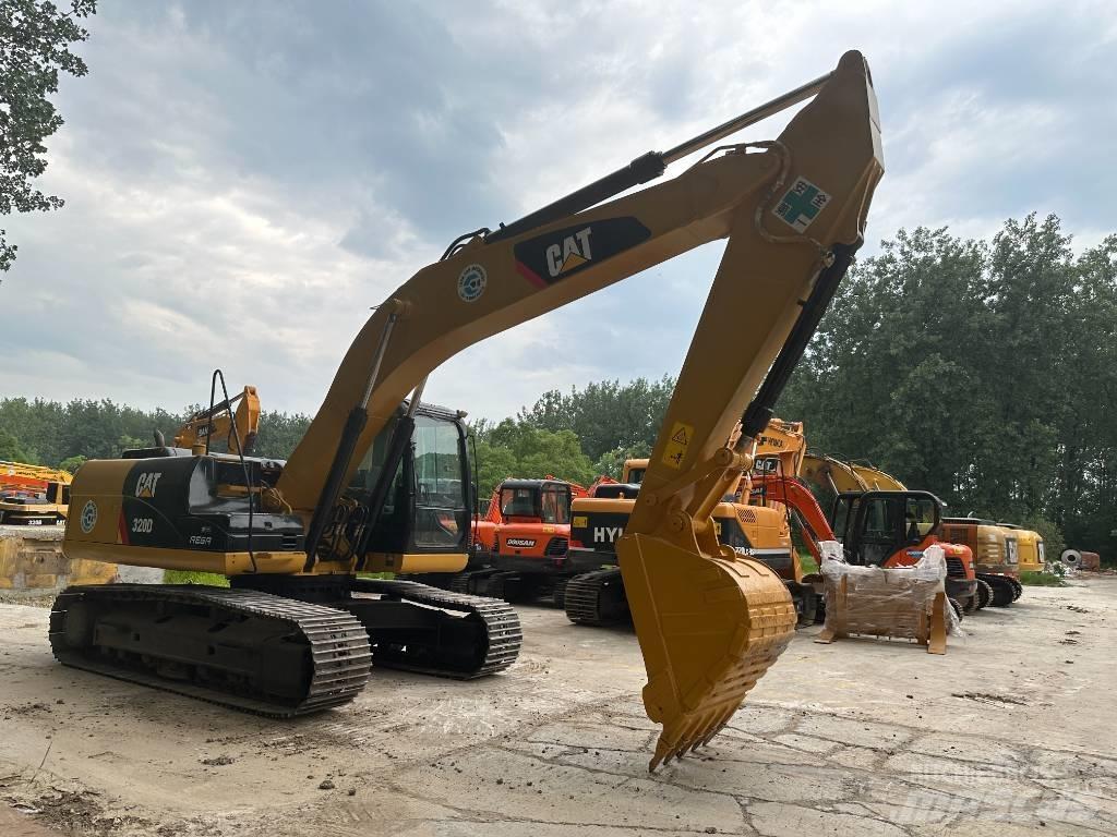 CAT 320D Bandgrävare