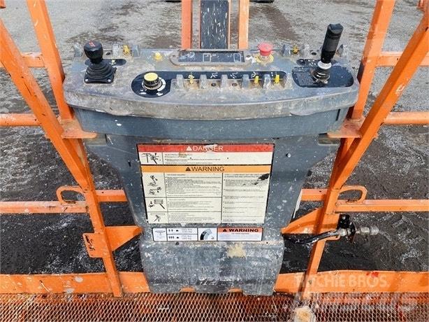JLG 860 SJ Teleskop bomliftar