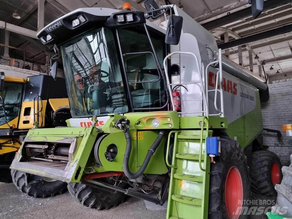 CLAAS Lexion 550 Skördetröskor