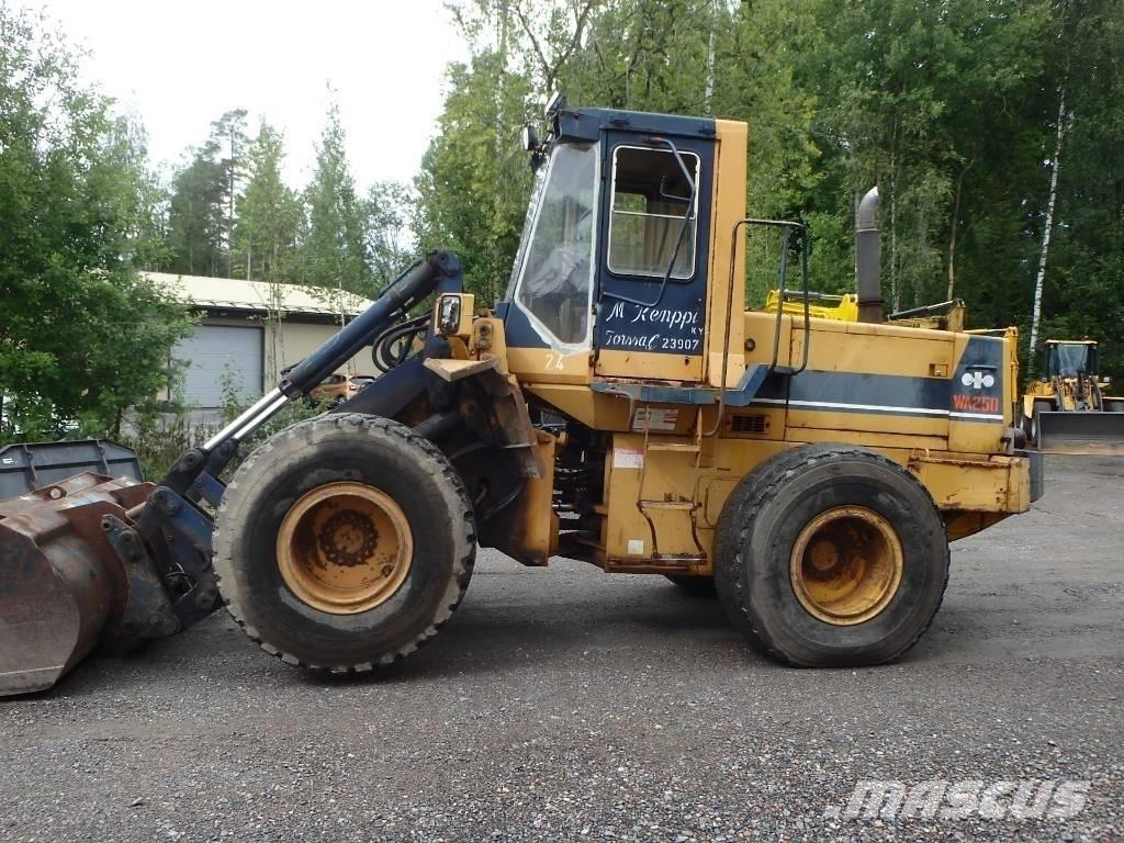 Komatsu WA 250-1 Hjullastare