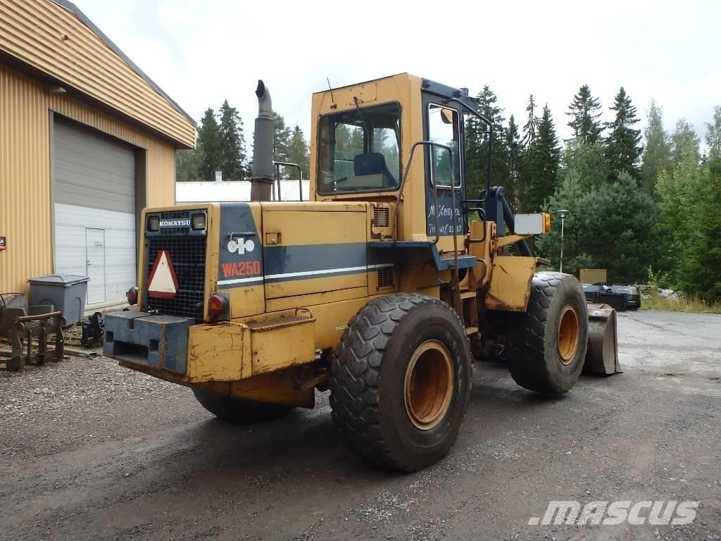 Komatsu WA 250-1 Hjullastare