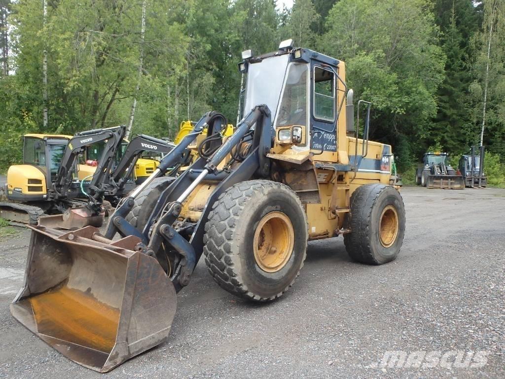Komatsu WA 250-1 Hjullastare