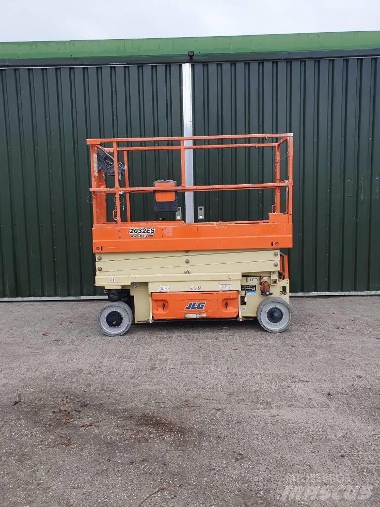 JLG 2032 ES Saxliftar