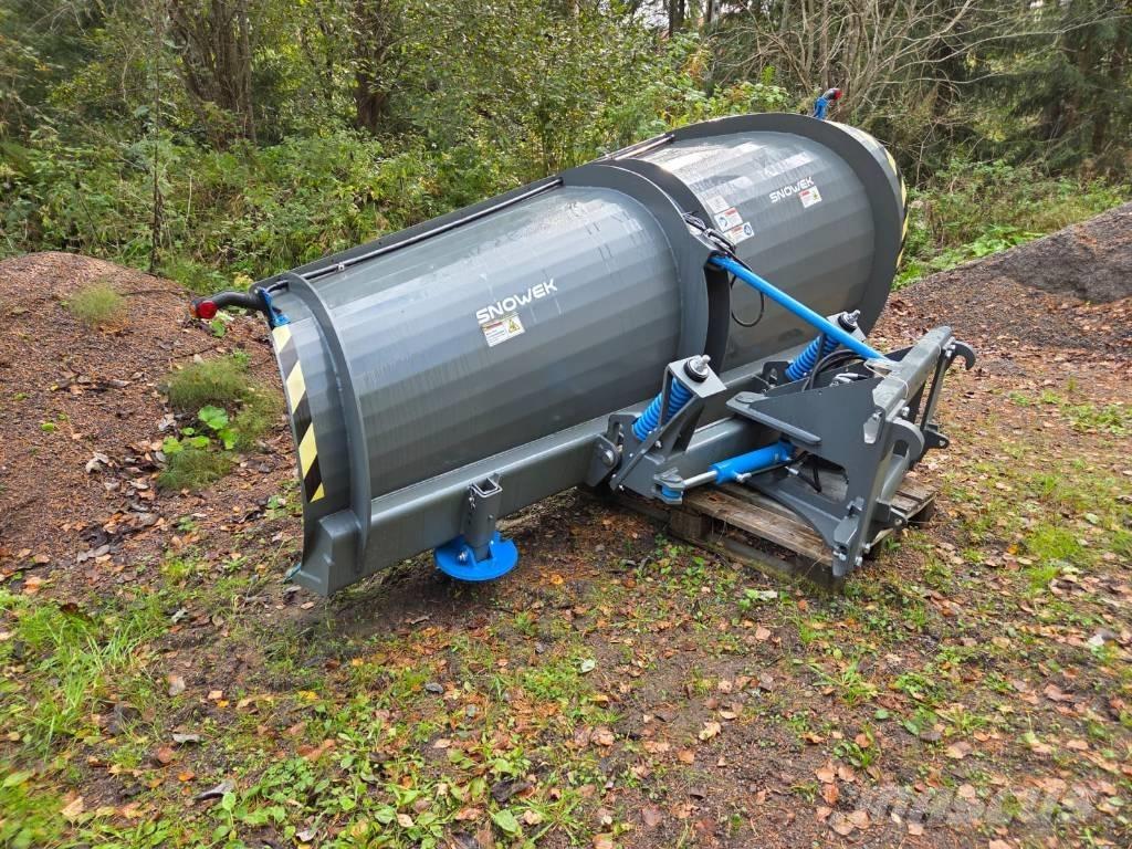 Snowek AA 320 Snöblad och plogar