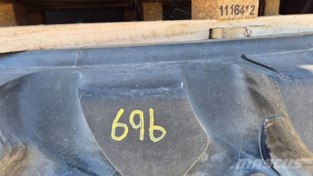 Michelin 23.5 R25 Däck, hjul och fälgar