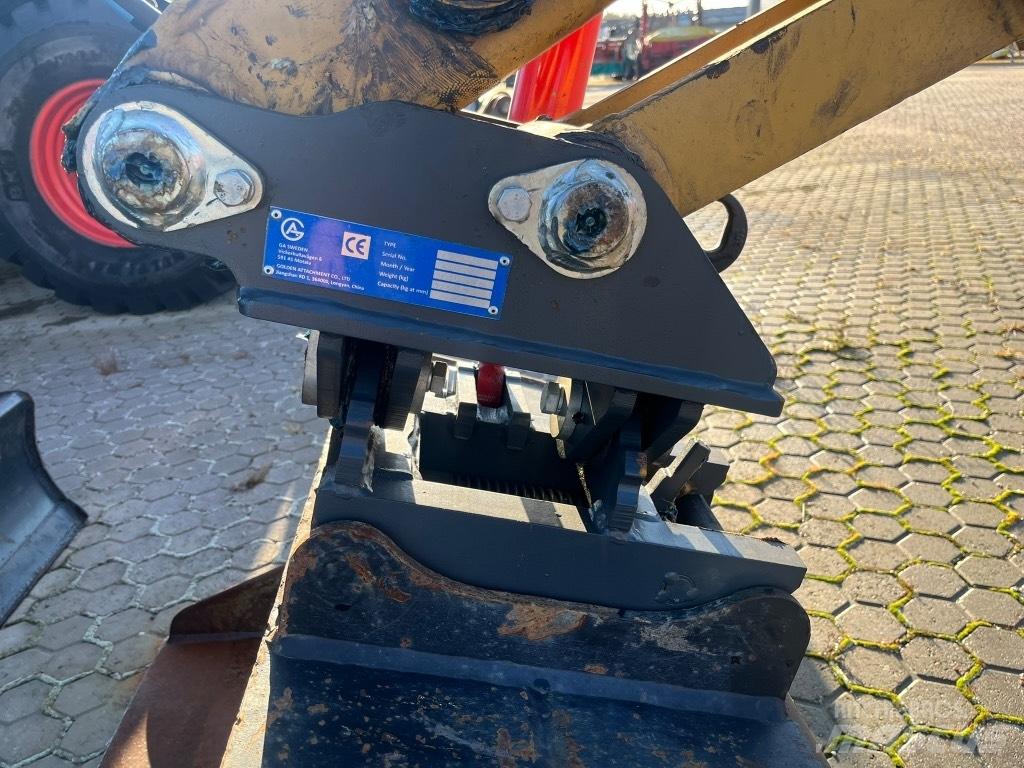 CAT 305.5 E2 Minigrävare < 7t