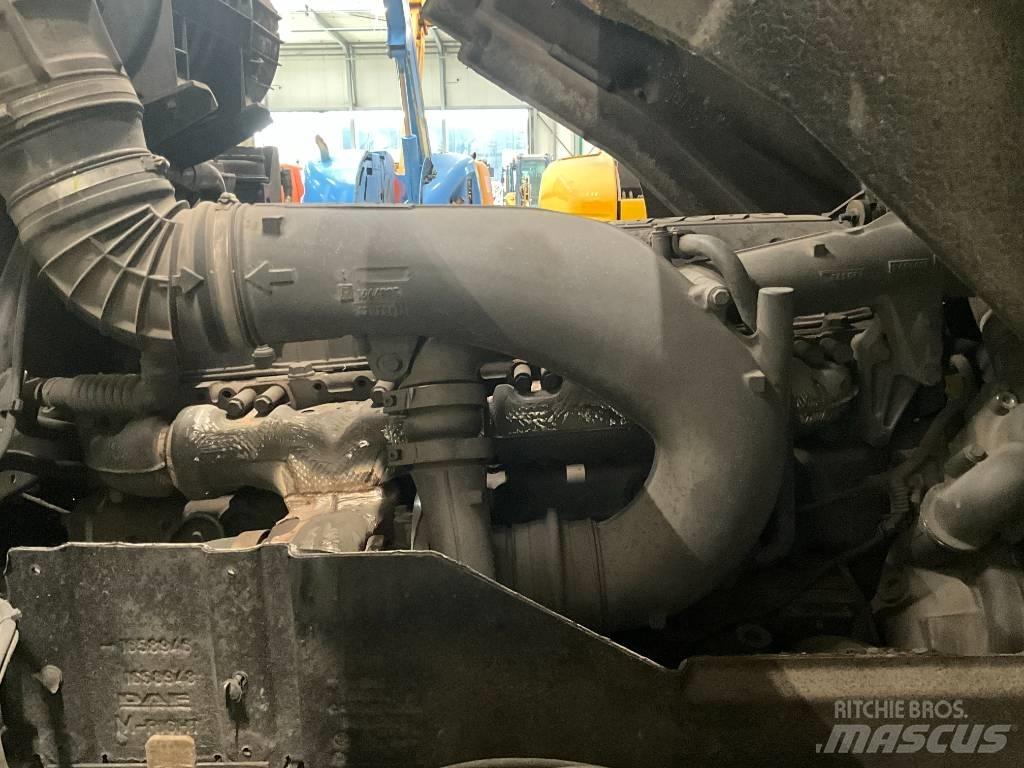 DAF CF 85.360 Flakbilar