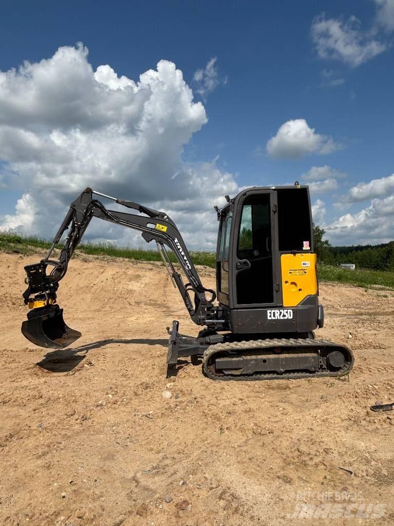 Volvo ECR 25 D Minigrävare < 7t