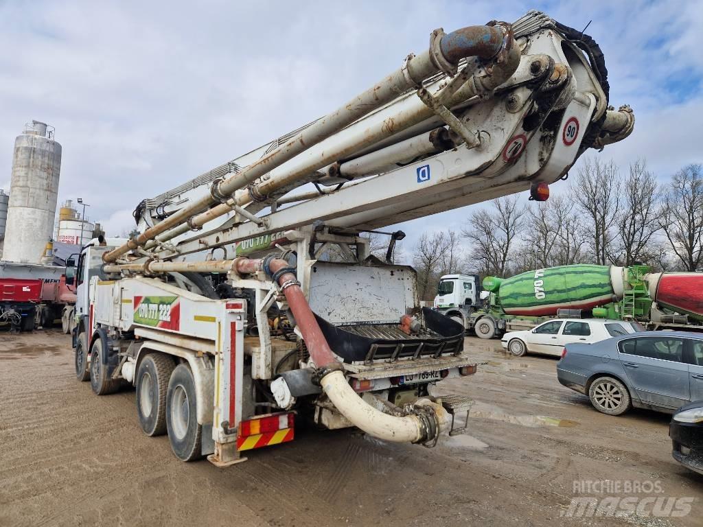 Mercedes-Benz 3236 Lastbilar med betongpump