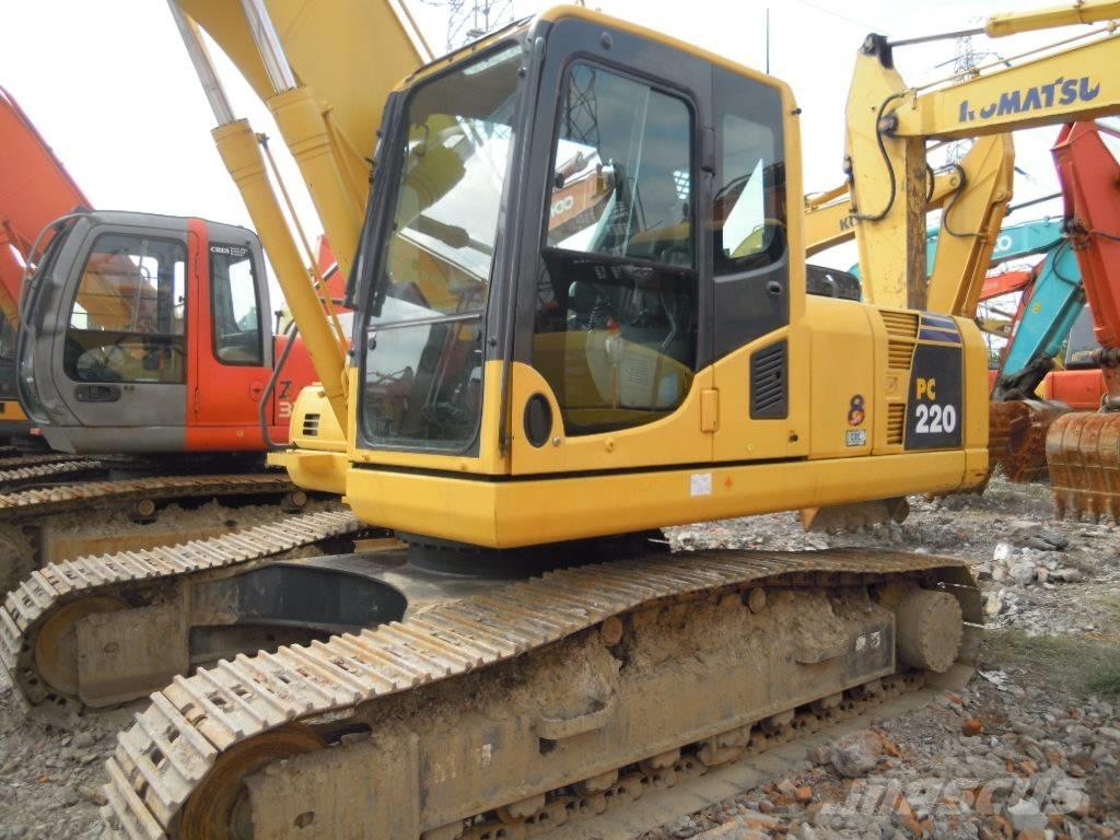 Komatsu PC 220-8 Bandgrävare