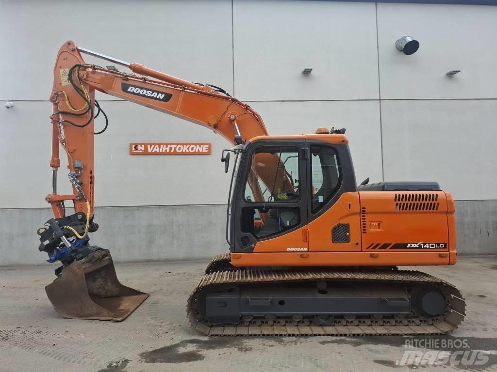Doosan DX 140 LC Bandgrävare