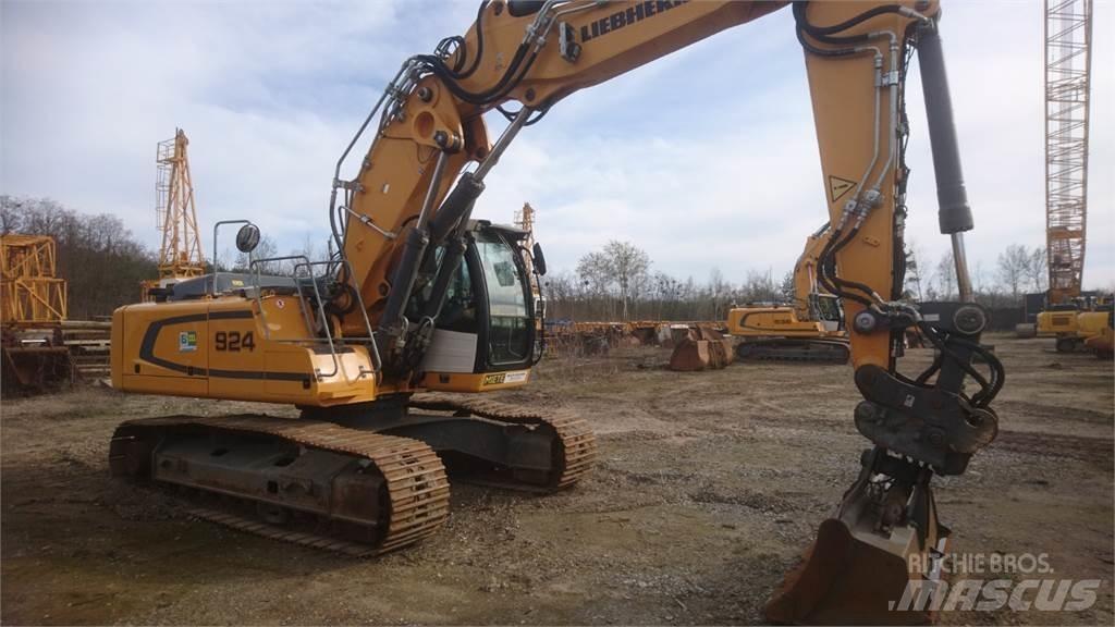 Liebherr R924LC Bandgrävare