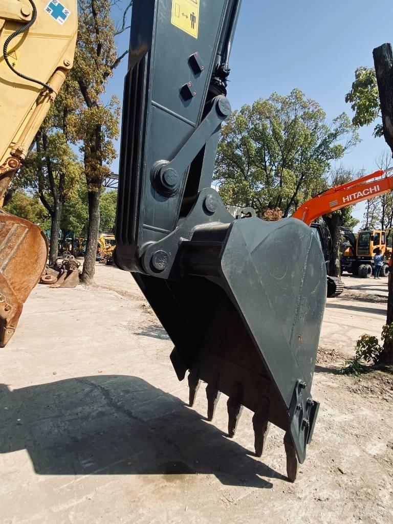 Volvo EC210DL Bandgrävare