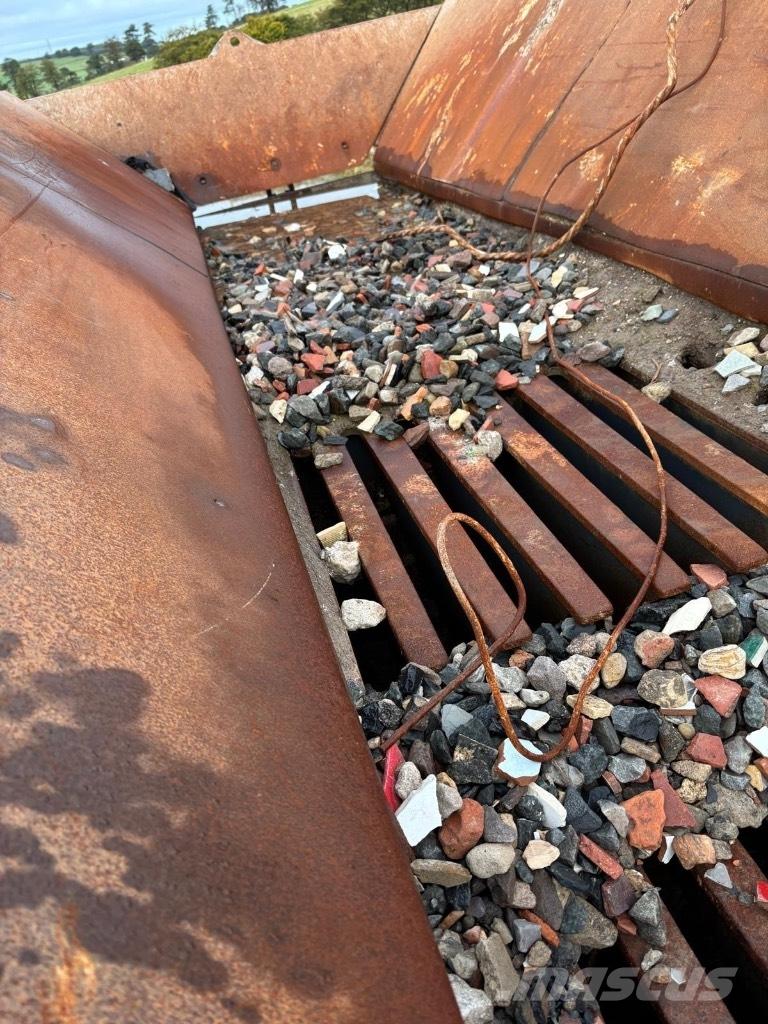 Sandvik QJ 241 Mobila krossar